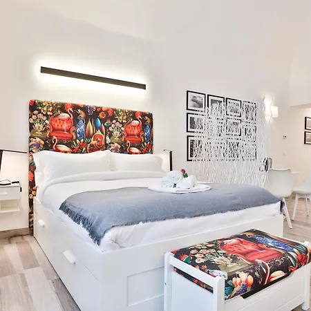 Guesthost - Art Space Caravaggio Apartman